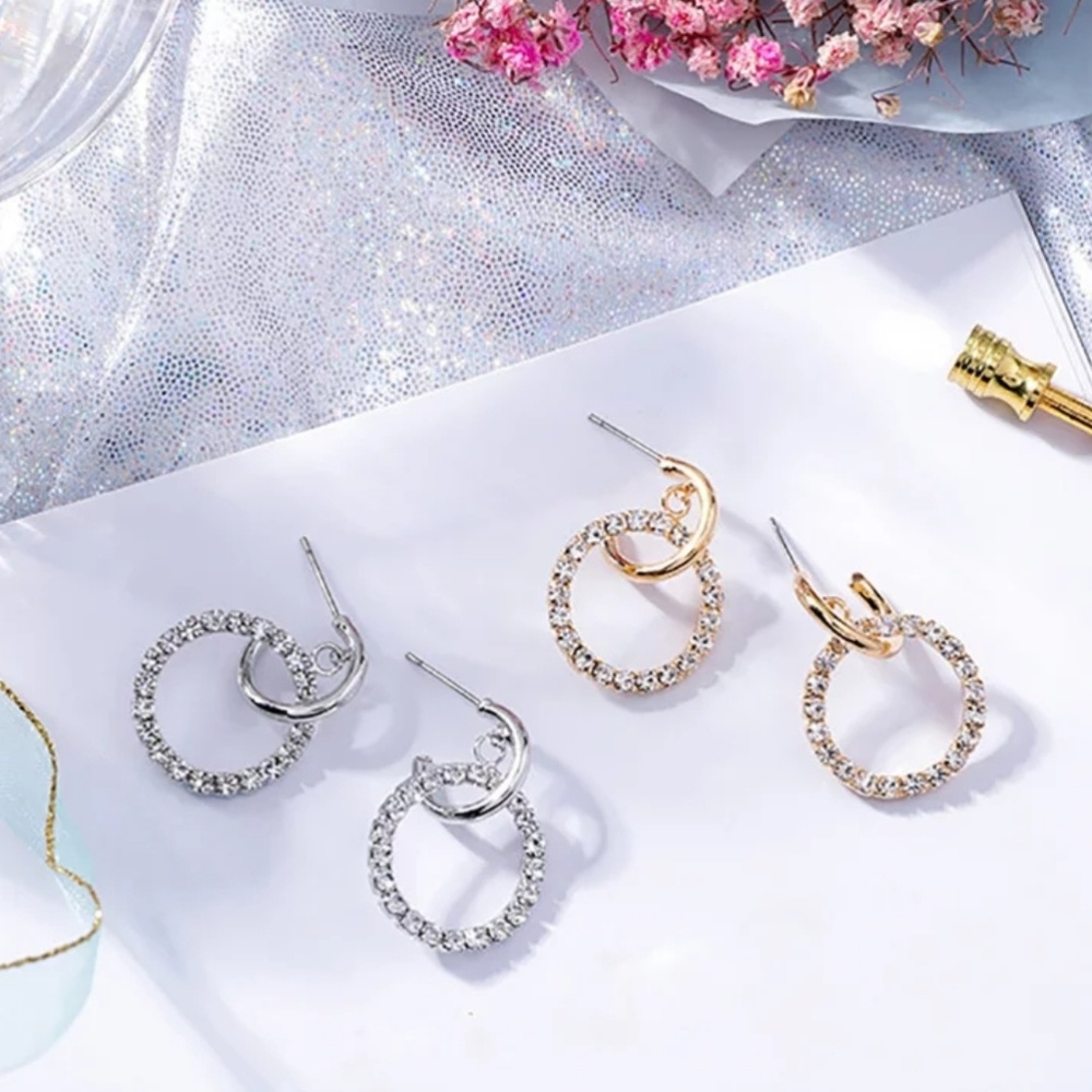 Rhinestone Earrings color Gold